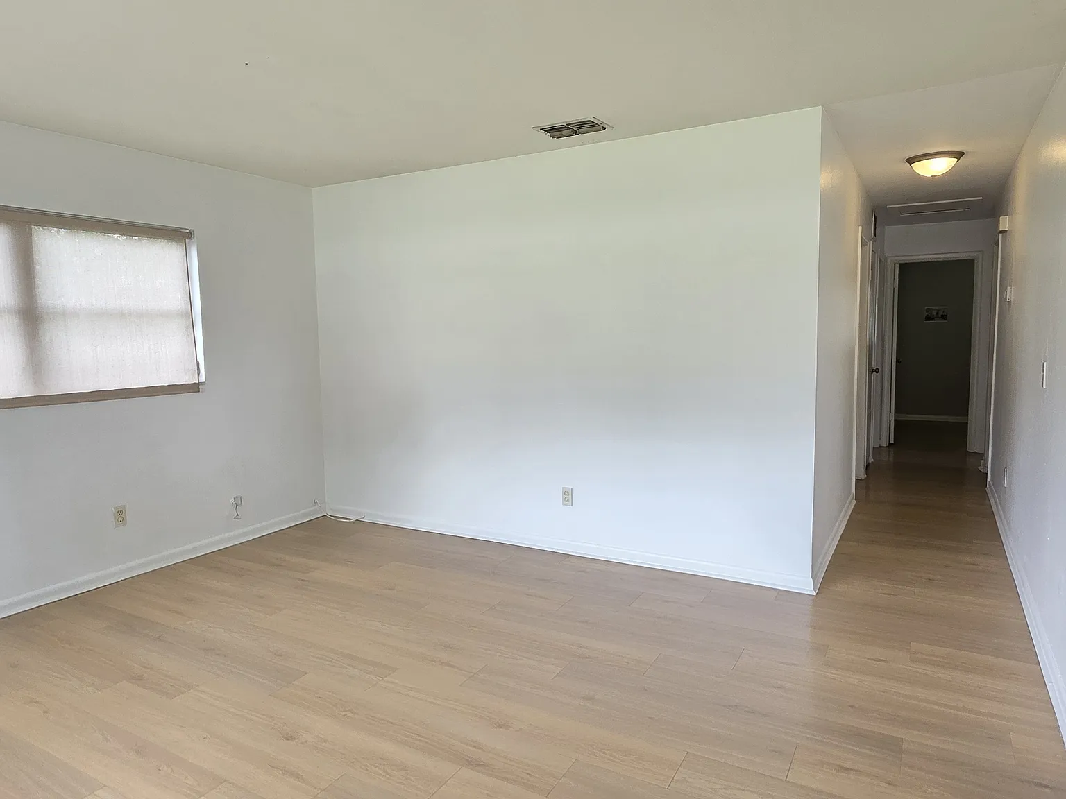 4 bed, 2.0 bath, $2,500 — Photo 1