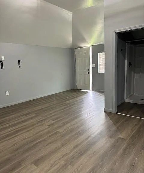 4049 Lucille St #C — Photo 2