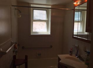 210 E 16th St APT 1B, Wilmington, DE 19801