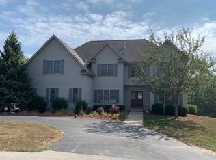 22325 Armour Ct, Shorewood, IL 60404