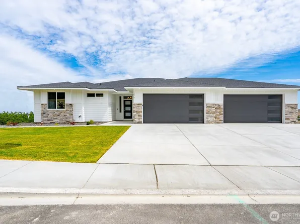 1196 7th Avenue NE, Ephrata, WA 98823