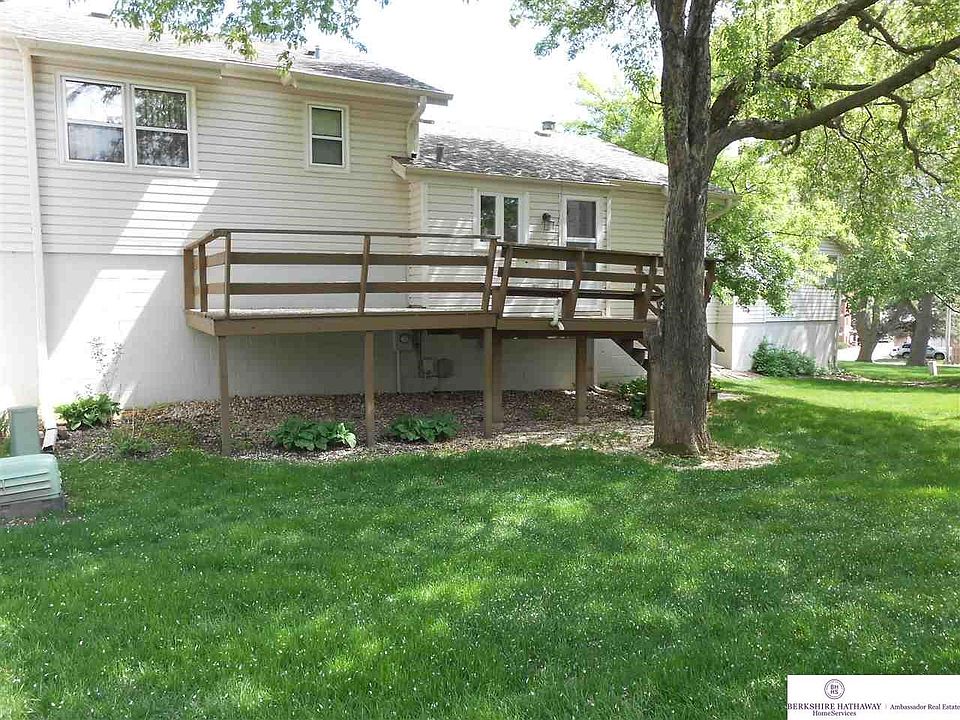 2nd image of 2312 S 119th Ct