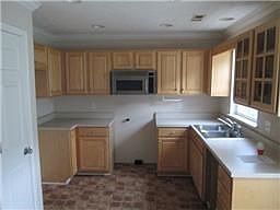 4th image of 1440 Timber Valley Dr