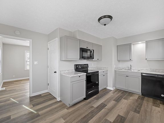 3rd image of 1132 Bishop Ave