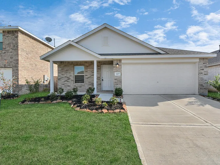24207 Becker Hollow Ln — Photo 1
