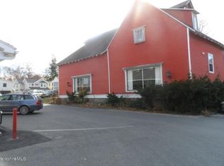 31 Church St, Lenox, MA 01240