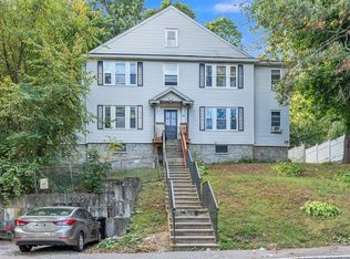 15 Circuit Ave E, Worcester, MA 01603