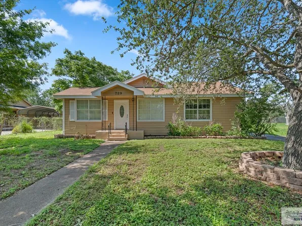 729 W Harris Ave, Raymondville, TX 78580
