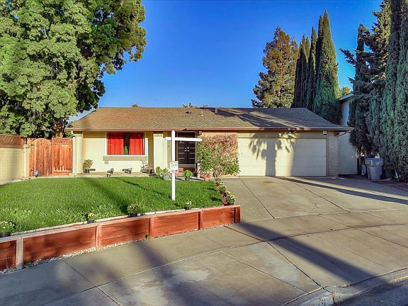 2nd image of 5378 Pecan Blossom Dr