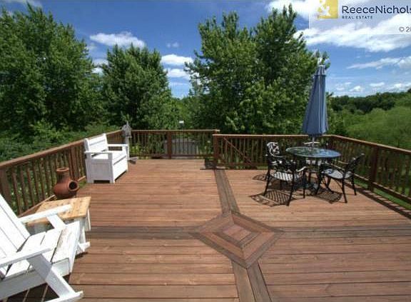 large deck for entertaining  friends.