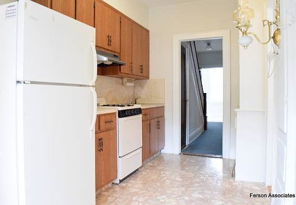 4th image of 24-31 43 Street