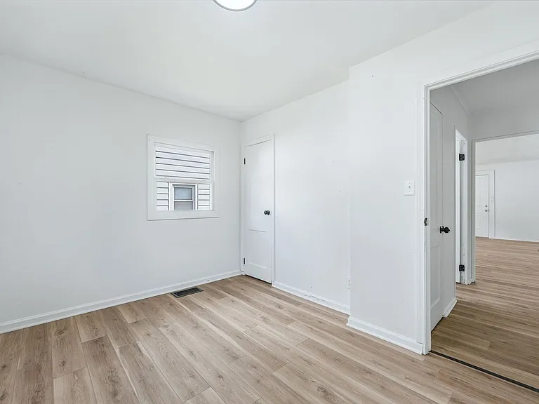 4014 Oliver St — Photo 6