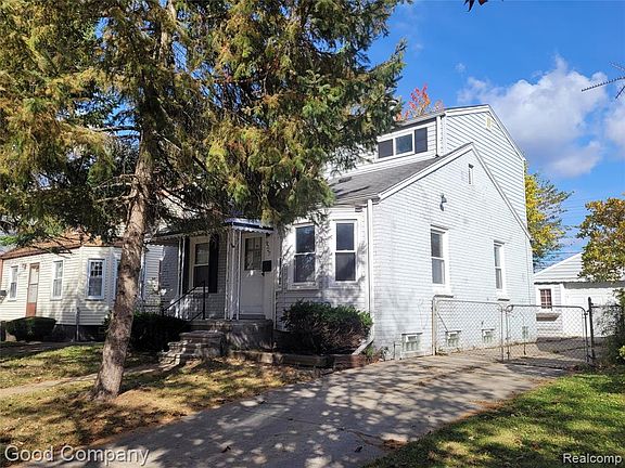 2nd image of 18729 Elkhart St
