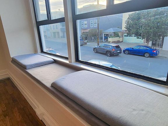 2nd image of 558 21st Ave APT 1