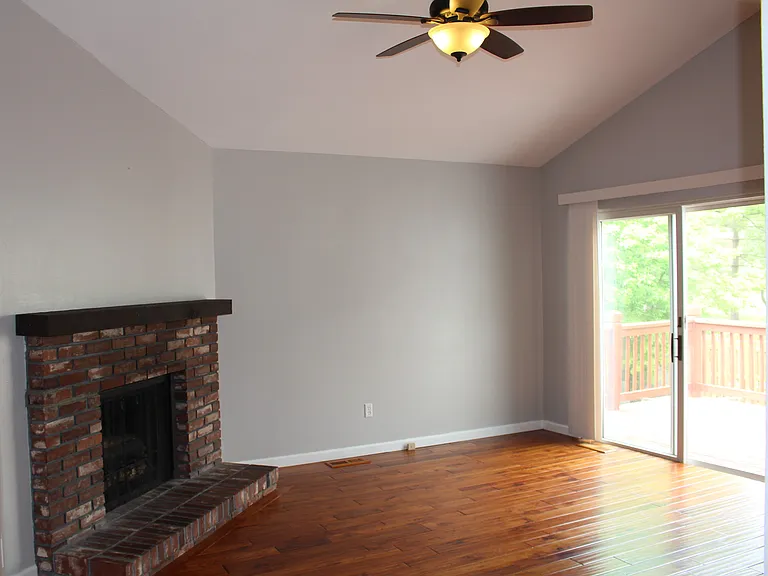 2276 Aileswood Ct — Photo 3