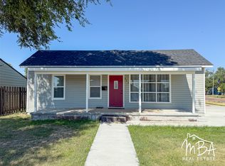 411 N 1st St, Garden City, KS 67846