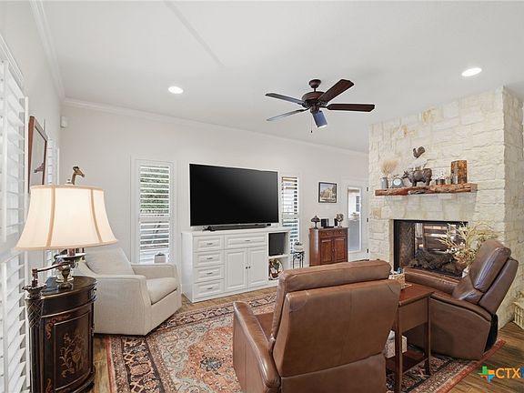 5th image of 1454 Janets Way