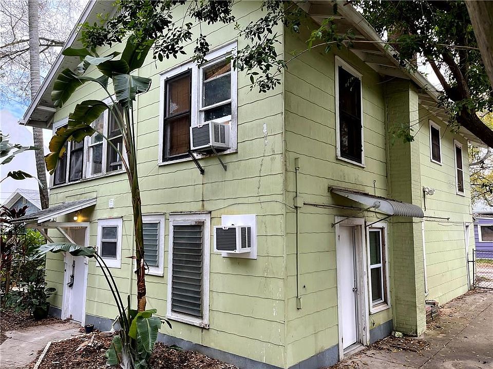 1st image of 146 13th Ave NE #2