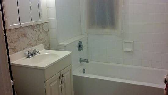 3rd image of 1645 Conkling Ave