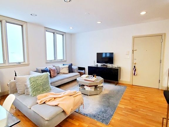 3rd image of 199 Withers St #1