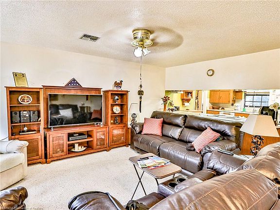 3rd image of 5547 N Huckleberry Lake Dr