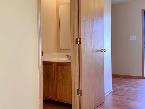 3rd image of 6006 Bay Harbor Dr