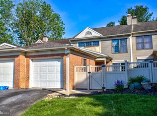 1857 Spring Ridge Ln, Lancaster, PA 17603
