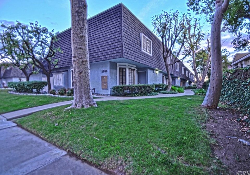 1st image of 2580 Huntington Dr Unit E