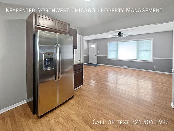 4th image of 5411 W Lake Shore Dr