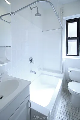 Rented by City Connections Realty | media 14