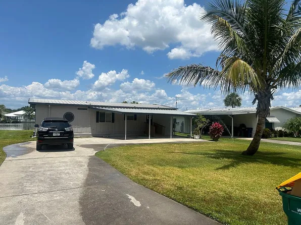 1616 Sunshine Ln, Tavares, FL 32778