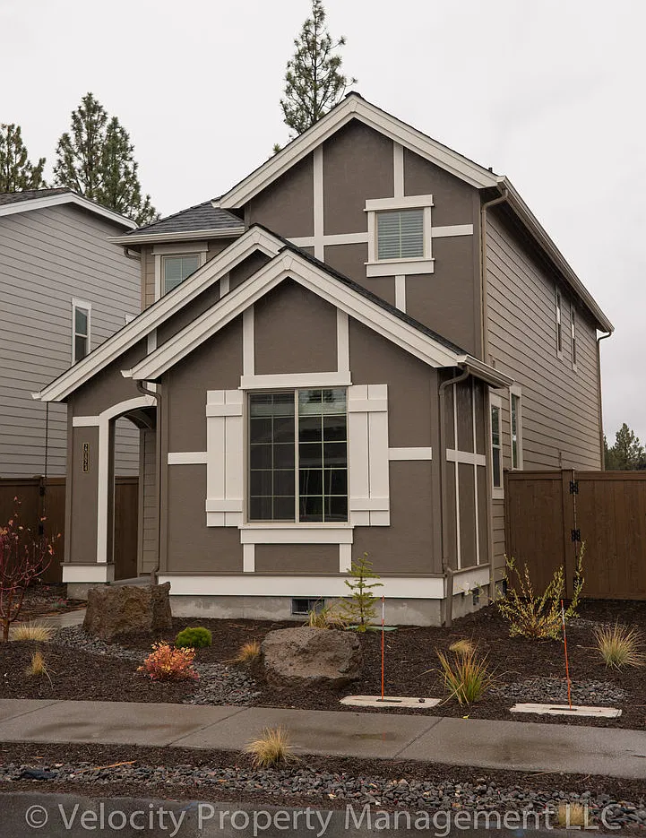 3 Bedroom + Office Home in the Desirable Bridges Neighborhood. — Photo 1