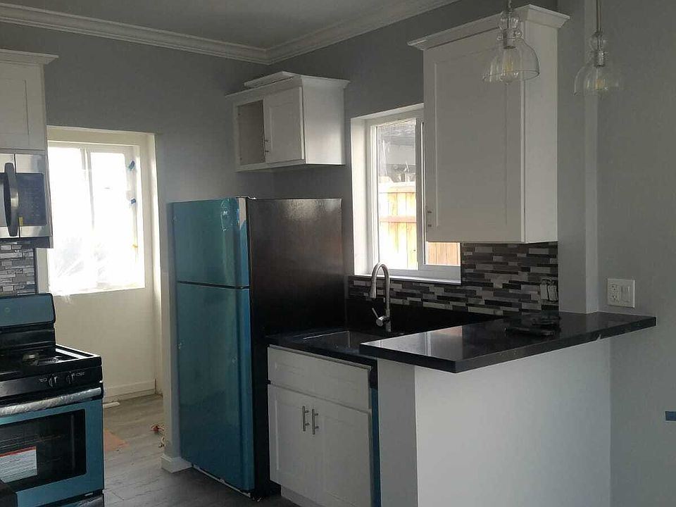 1st image of 1101 Waterloo St #11139407