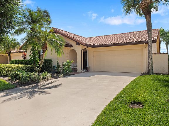 3rd image of 2309 SW Bobalink Court