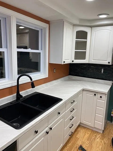 3 bed, 1361 sqft, $2,200 — Photo 1