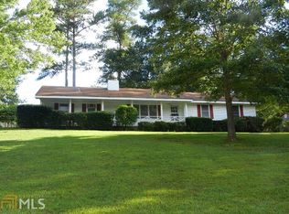 1390 Country Lane Dr NE, Conyers, GA 30012