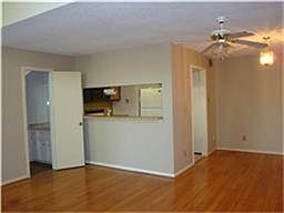 5th image of 13970 Hollowgreen Dr