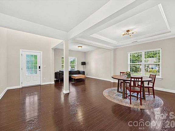 4th image of 11803 Eversfield Ln