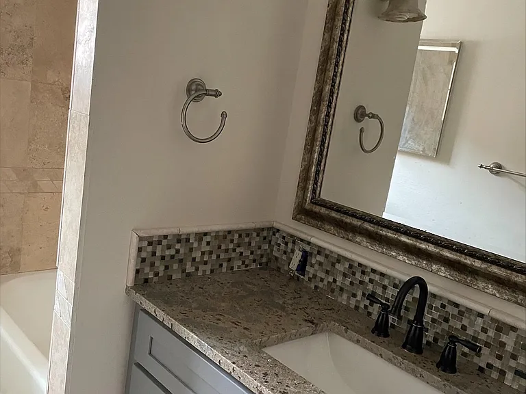 1911 Truman St NE — Photo 11