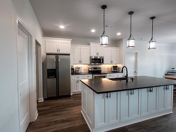 3rd image of 26966 S Sardis Rd
