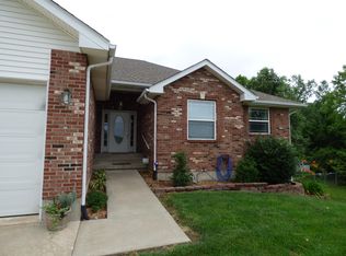 4026 N Creasy Springs Rd, Columbia, MO 65202