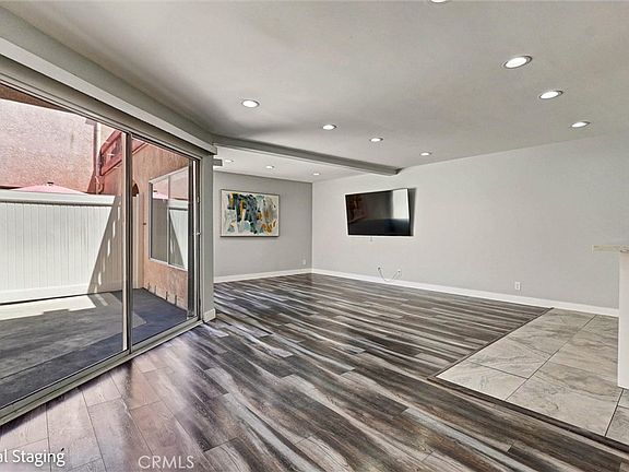 5th image of 7924 Woodman Ave Unit 22