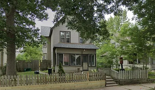 2923 Girard Ave N Photo 1