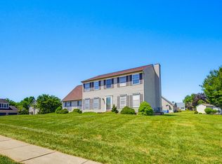 1802 Michelle Dr, York, PA 17408