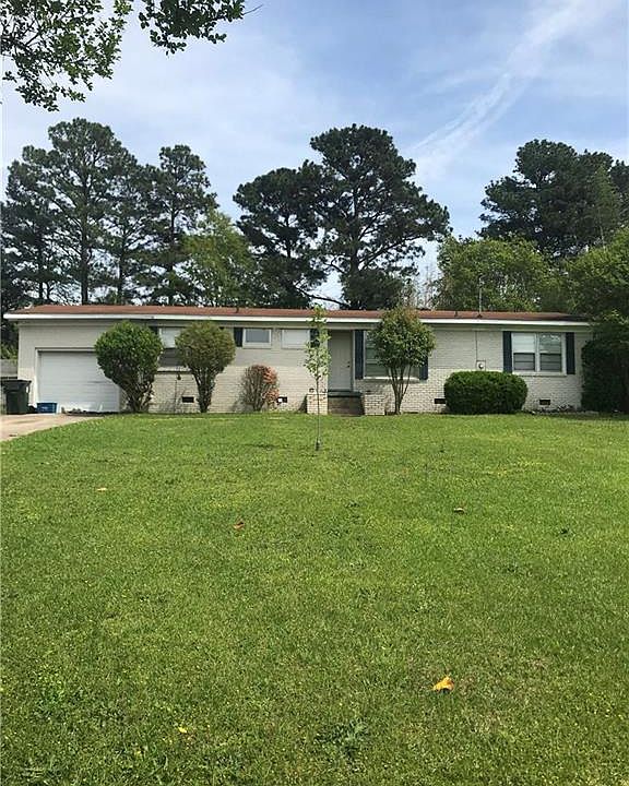1st image of 3803 26th Ave E