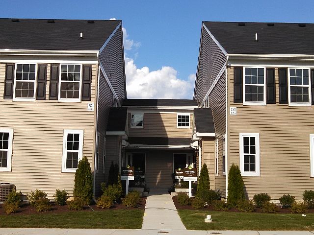 Warm welcome, enter through private courtyard