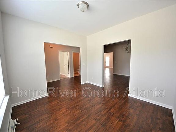 5th image of 554 Tulip Ln