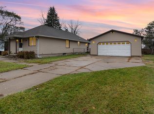 307 Walter Ct, Midland, MI 48642