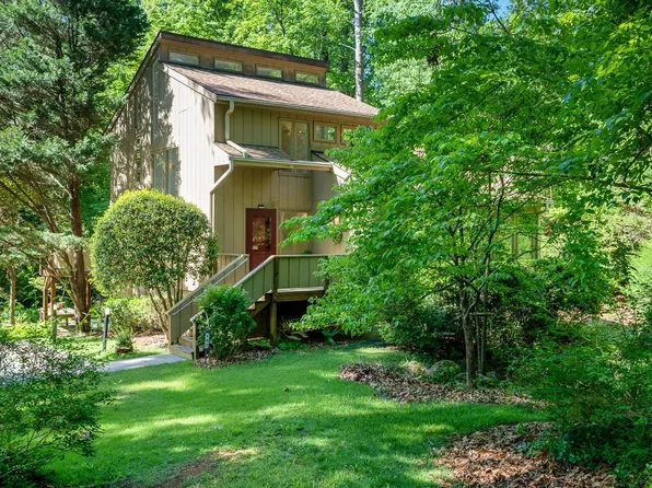 107 Meadowbrook Dr, Chapel Hill, NC 27514