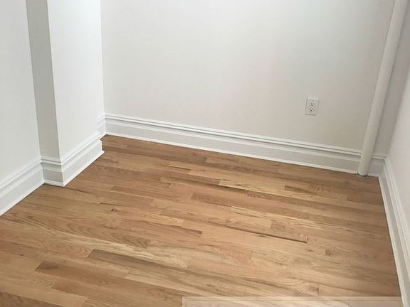 2nd image of 2305 30th Ave APT A3